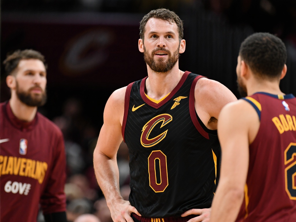 骑士队史三度60胜，跻身12队传奇行列