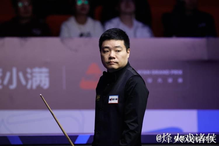 丁俊晖3-5不敌墨菲 无缘斯诺克西安大奖赛四强 丁俊晖3-5不敌墨菲 无缘斯诺克西安大奖赛四强